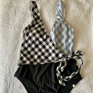 Summersalt The Perfect Wrap One-Piece